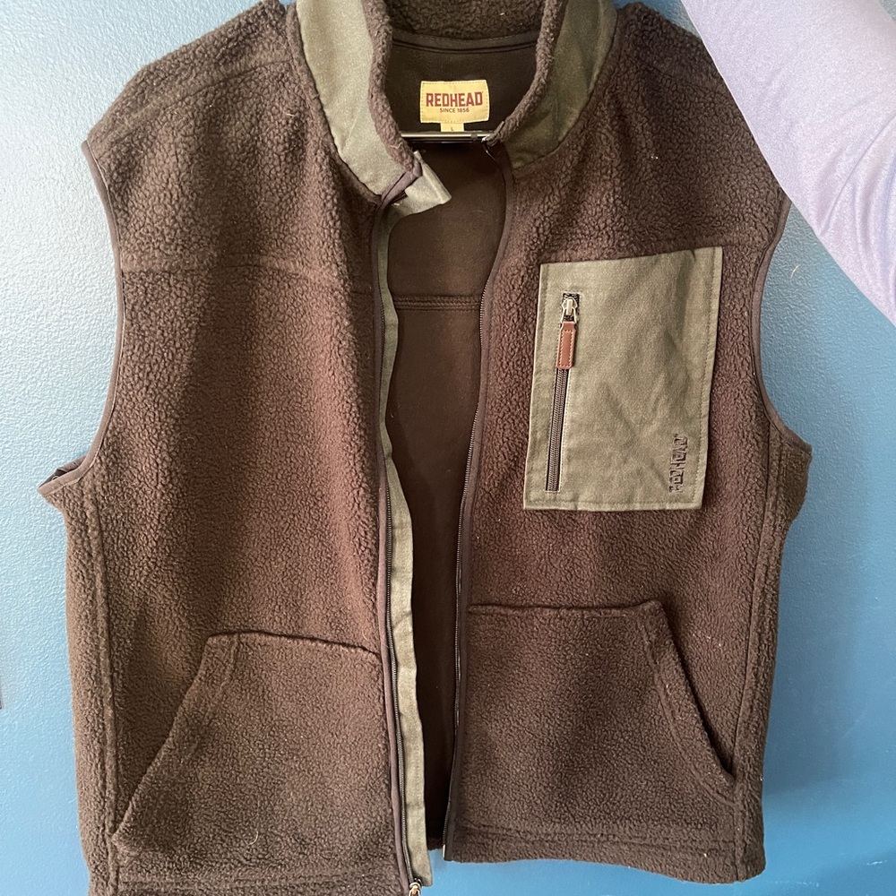 RedHead Black Fleece Vest